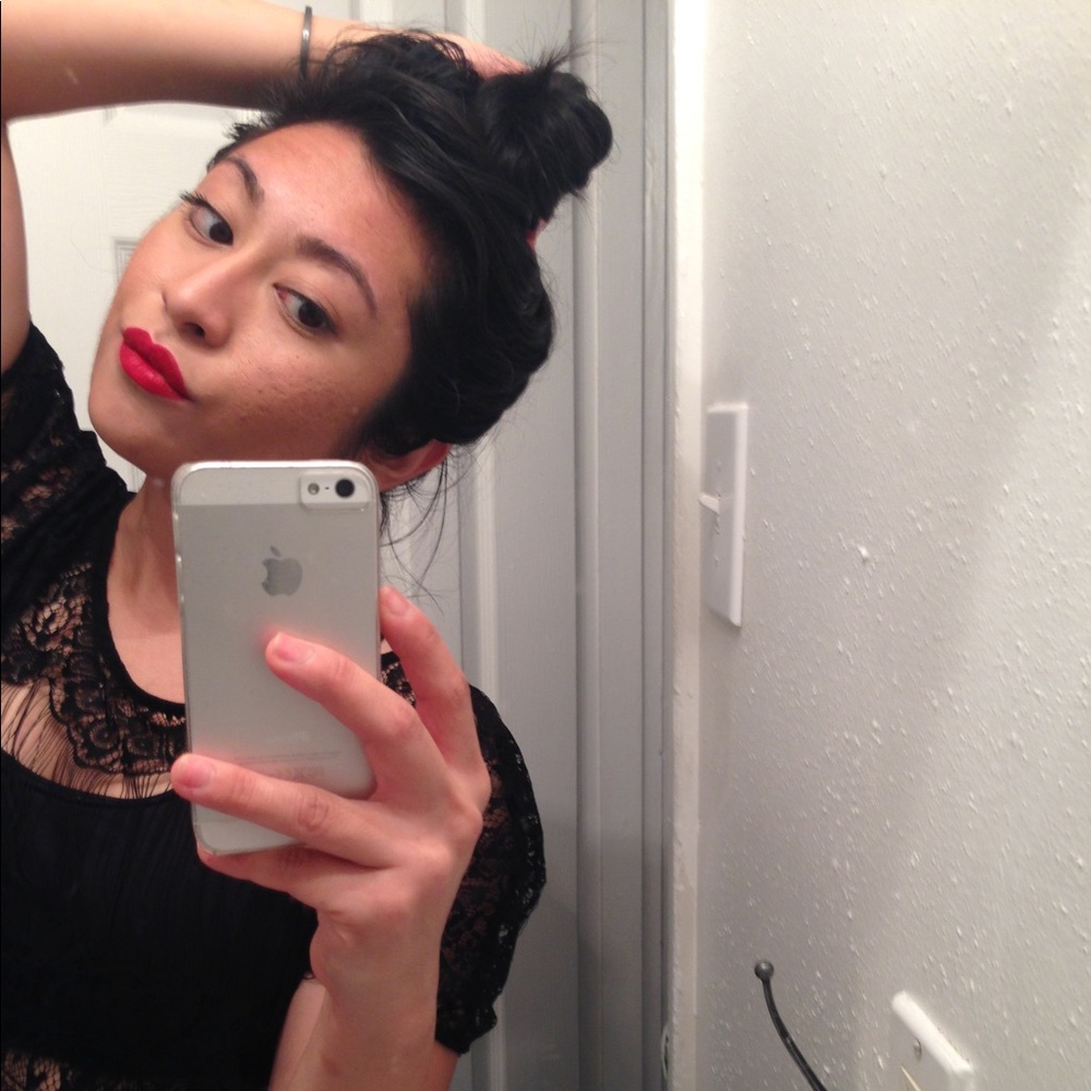 Meet your Posher, Nadira